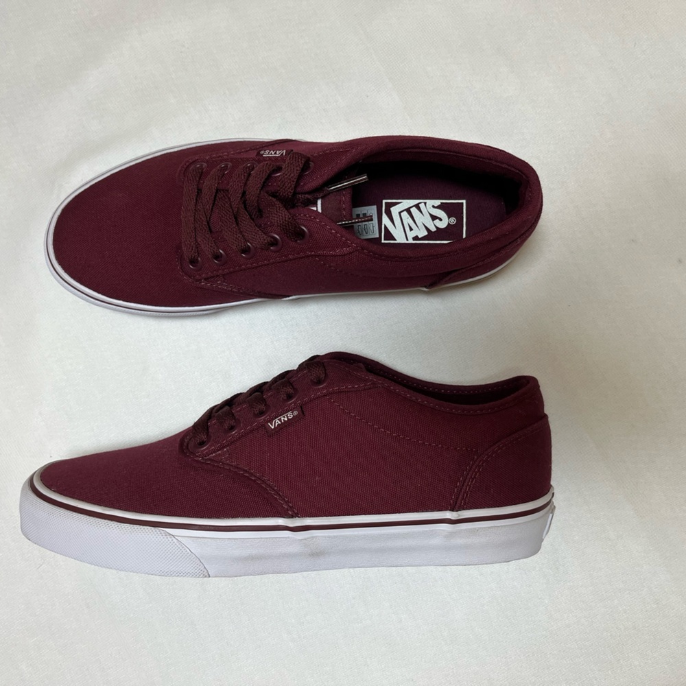 Vans Men's Burgundy Sneakers